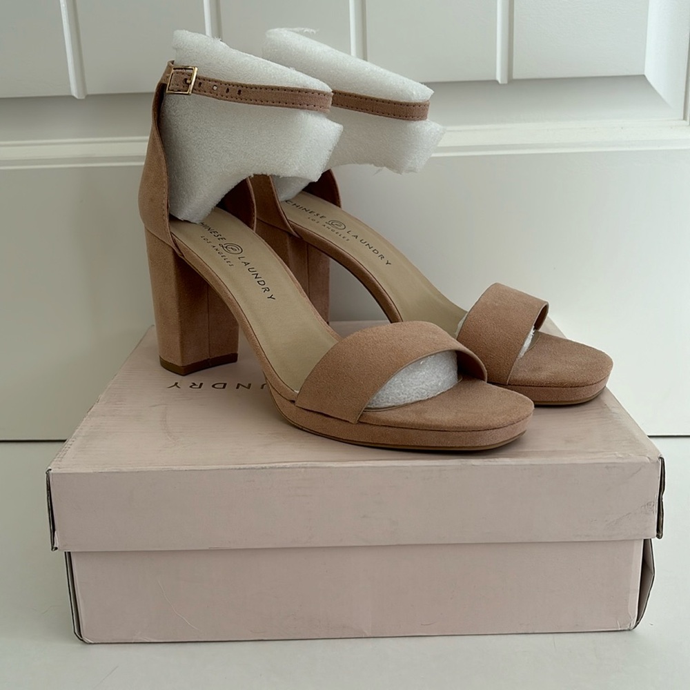 Chinese Laundry Pink Dark Nude Suede Teri Heel Shoes‎ Sandals Women’s Size 9.5